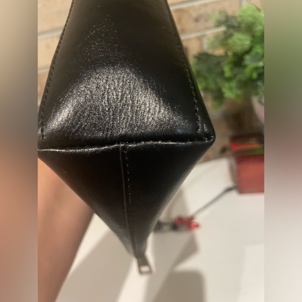 Black Hobo International Bag - Picture 5 of 7